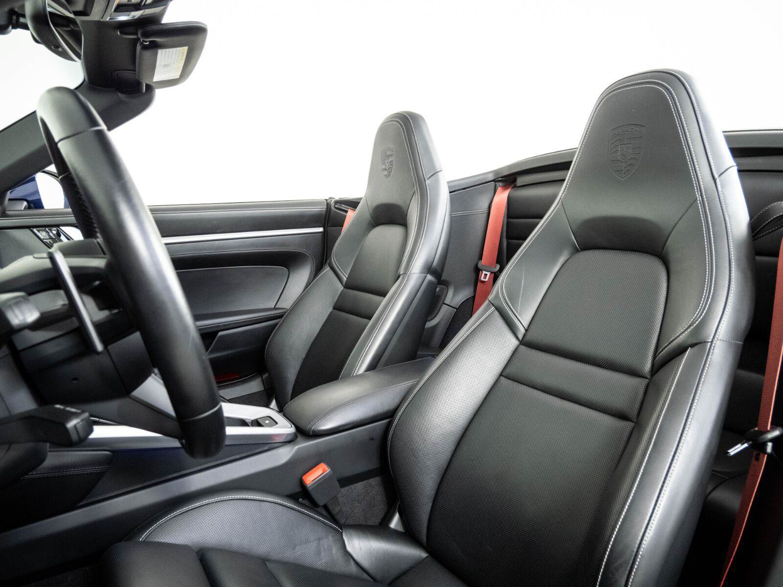Certified 2021 Porsche 911 Carrera S RWD image 4