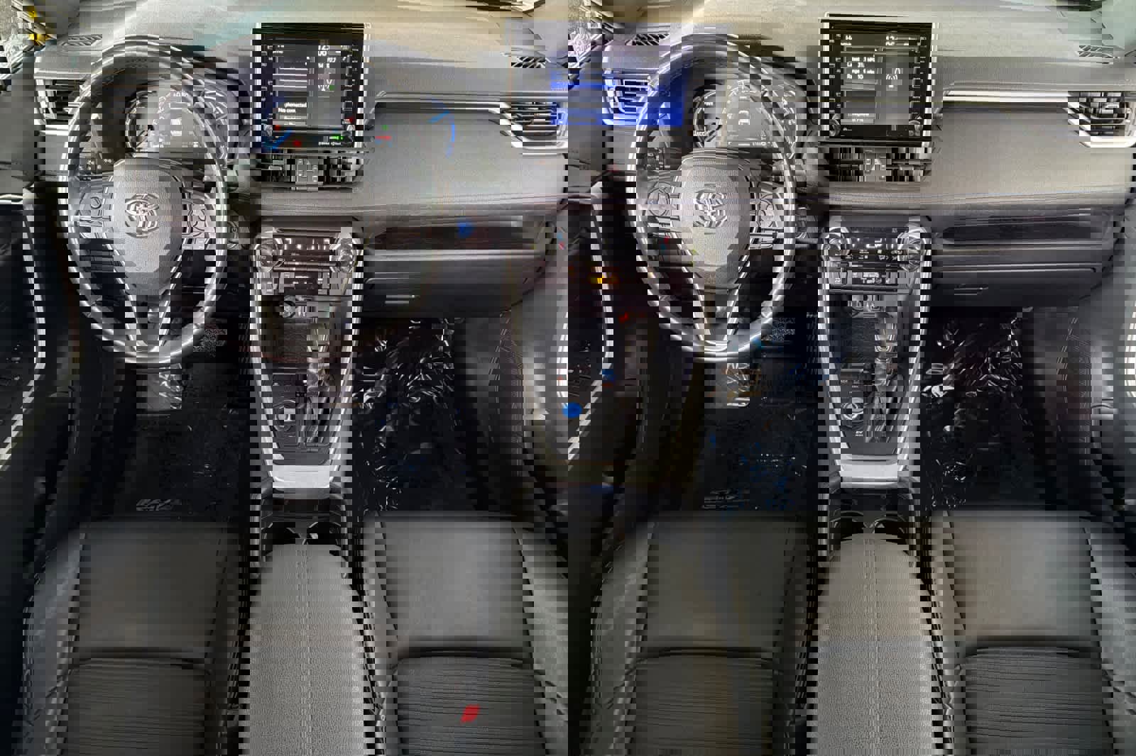 Used 2019 Toyota RAV4 XSE w/ Carpet Mat Package image 3