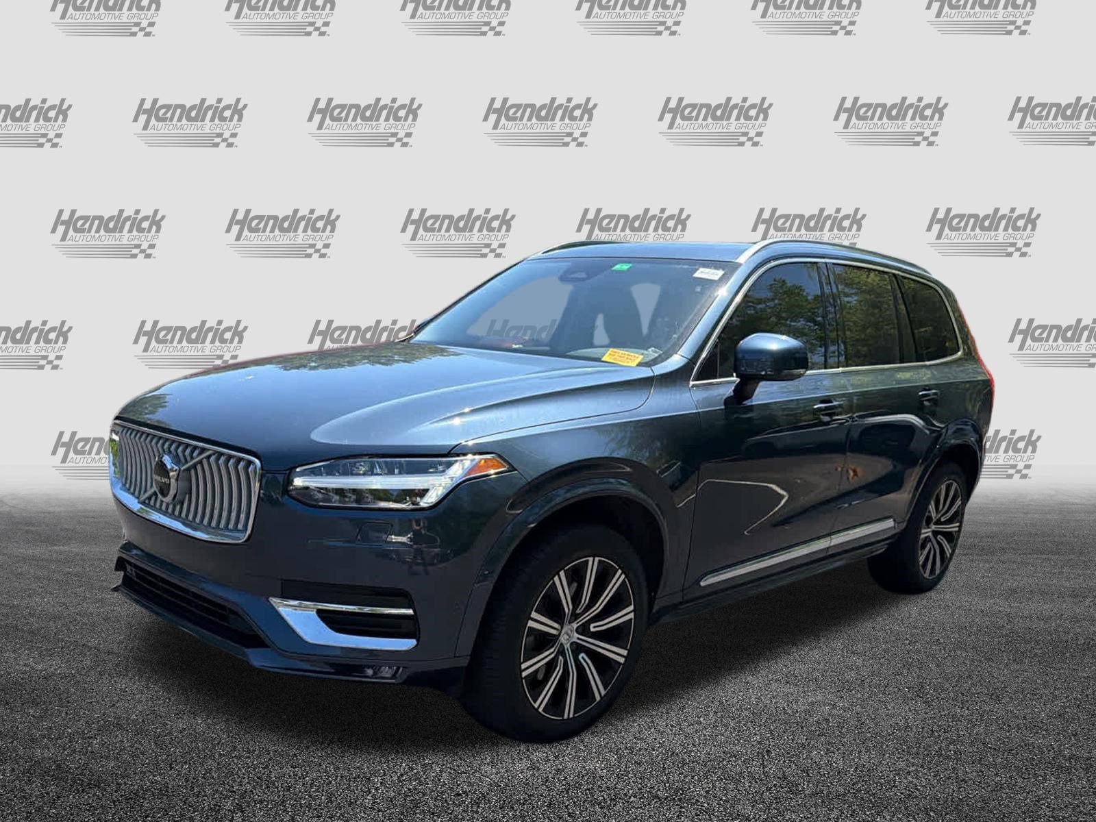 Used 2023 Volvo XC90 B6 Plus image 7