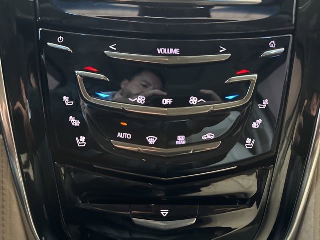 Used 2015 Cadillac Escalade Luxury AWD/4WD image 20