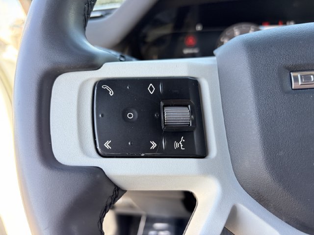 Used 2023 Land Rover Defender 130 X-Dynamic SE AWD/4WD image 7