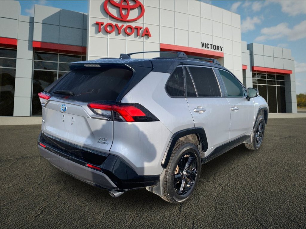 Used 2019 Toyota RAV4 XSE w/ Carpet Mat Package AWD/4WD image 3
