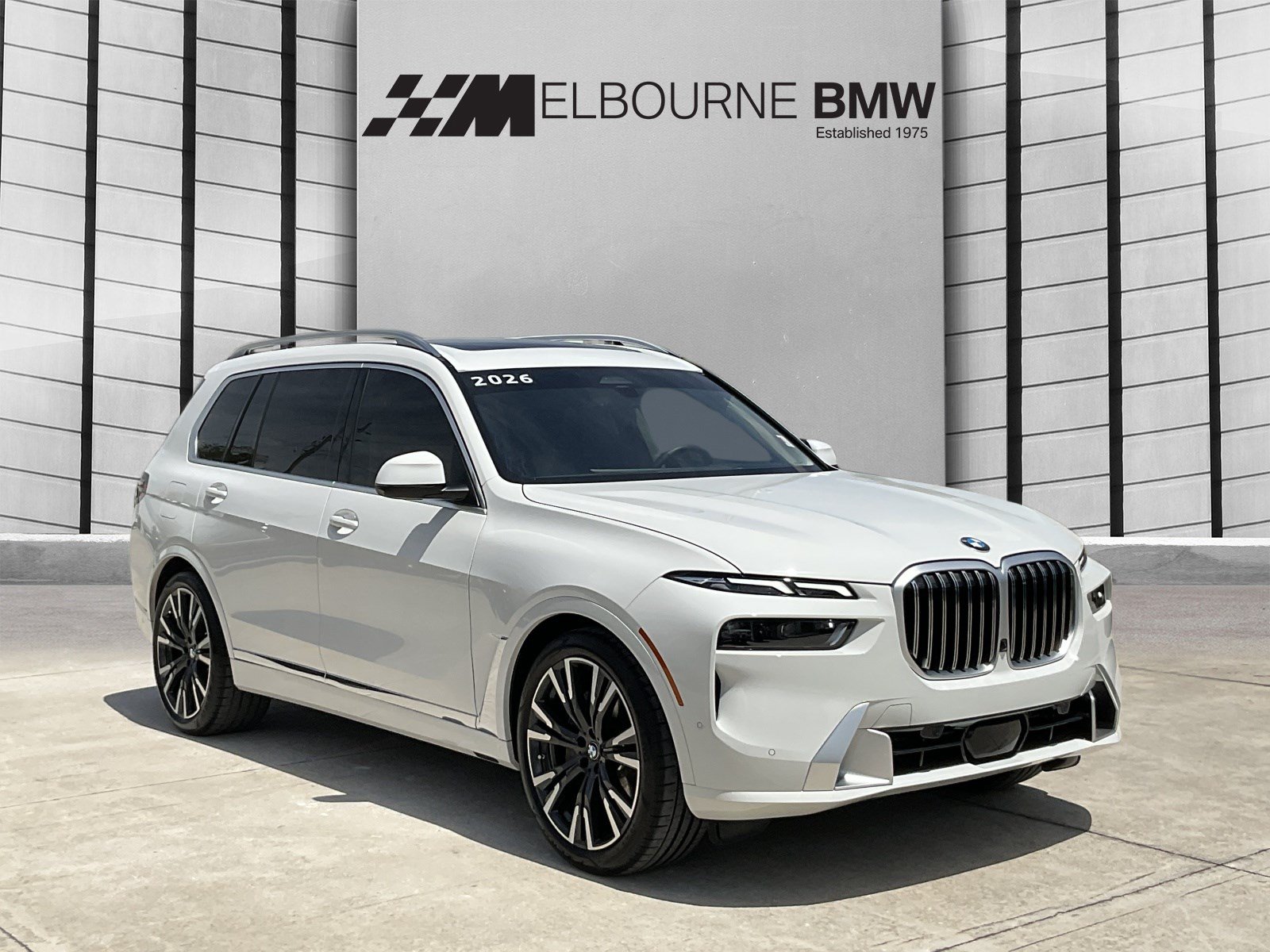 Used 2026 BMW X7 xDrive40i w/ Premium Package AWD/4WD image 1