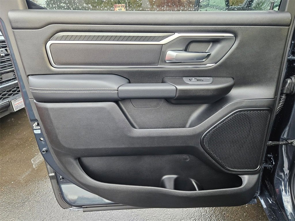 New 2026 RAM 1500 4x4 Crew Cab image 14