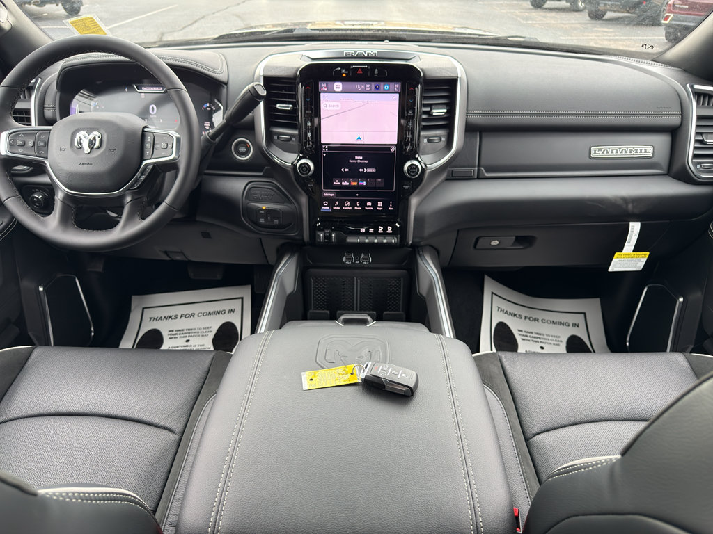 New 2026 RAM 2500 Laramie AWD/4WD image 16