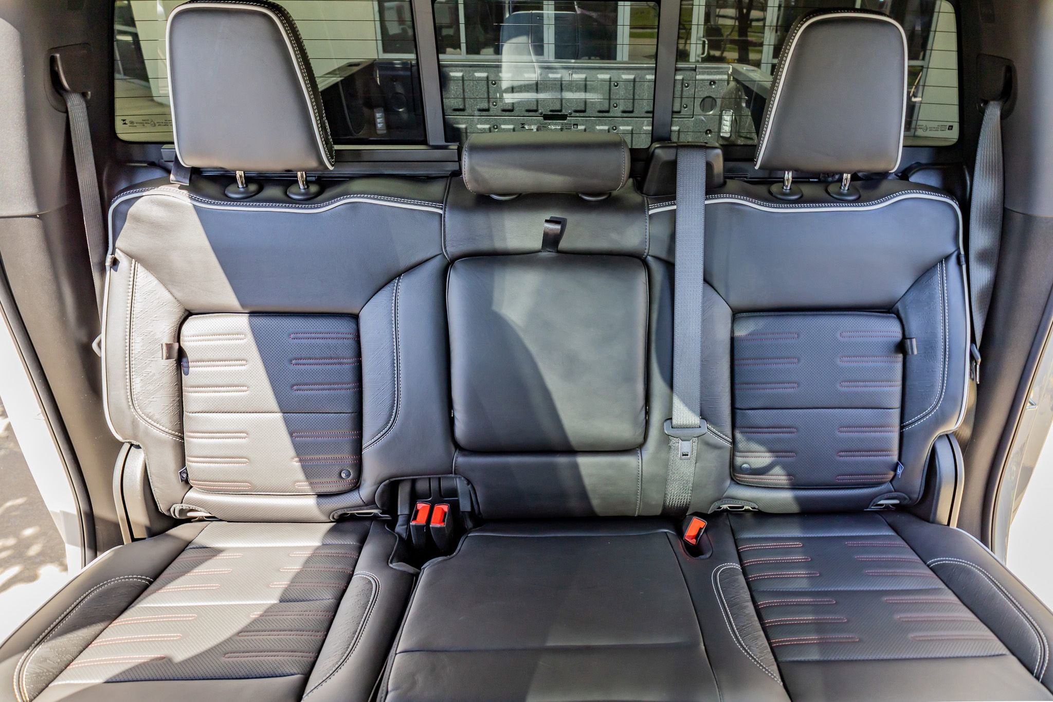 Used 2026 GMC Sierra 2500 AT4X image 34