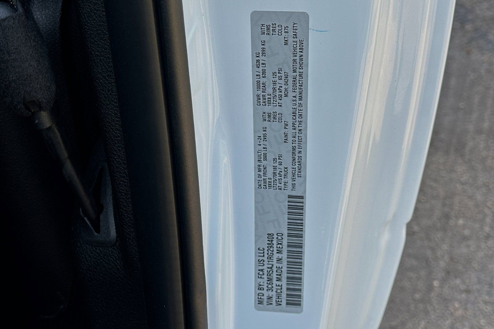 New 2024 RAM 2500 Tradesman w/ Chrome Appearance Group image 19