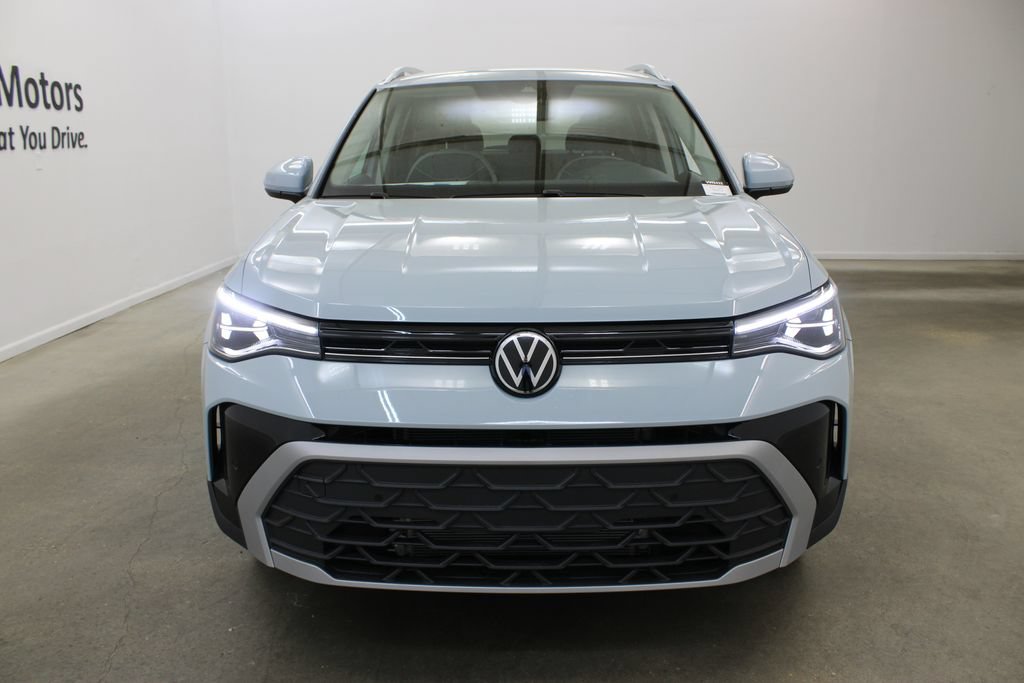 New 2026 Volkswagen Taos SE FWD image 7