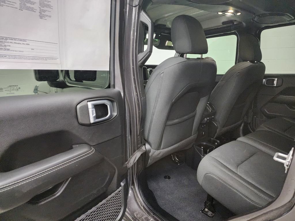 Used 2021 Jeep Wrangler Unlimited Sahara w/ Uconnect 4C Nav & Sound Group AWD/4WD image 22