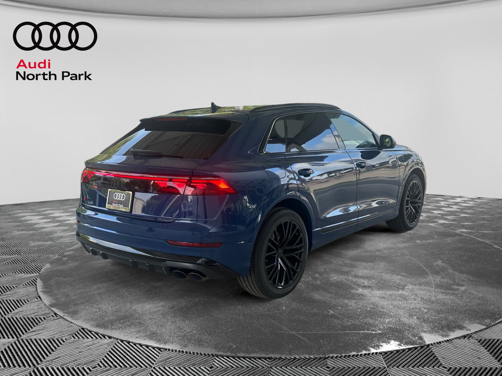 New 2026 Audi SQ8 Prestige AWD/4WD image 5