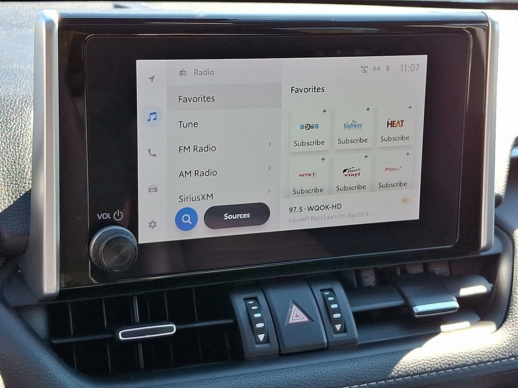 Used 2023 Toyota RAV4 XLE Premium image 18