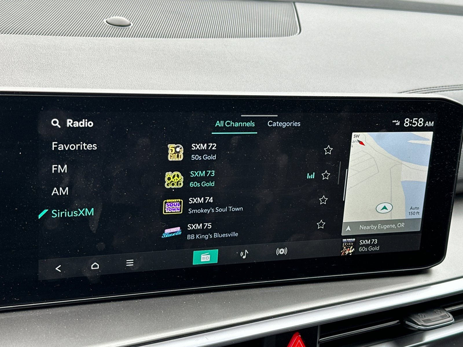 Used 2025 Kia Sorento EX image 17