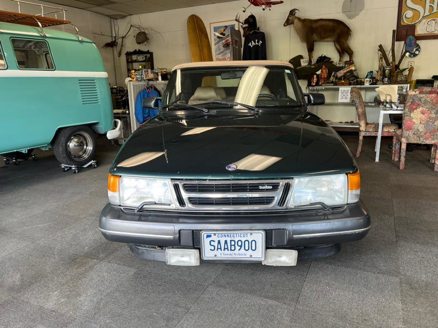 Used 1993 Saab 900 S image 2