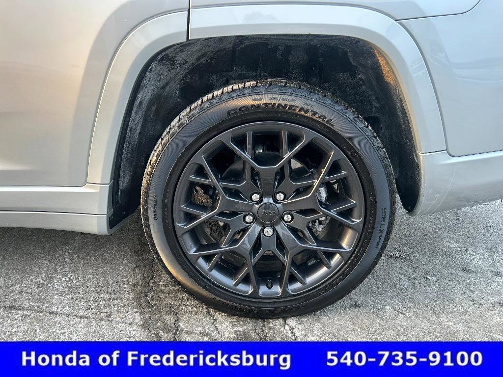 Used 2025 Jeep Grand Cherokee L Summit image 15