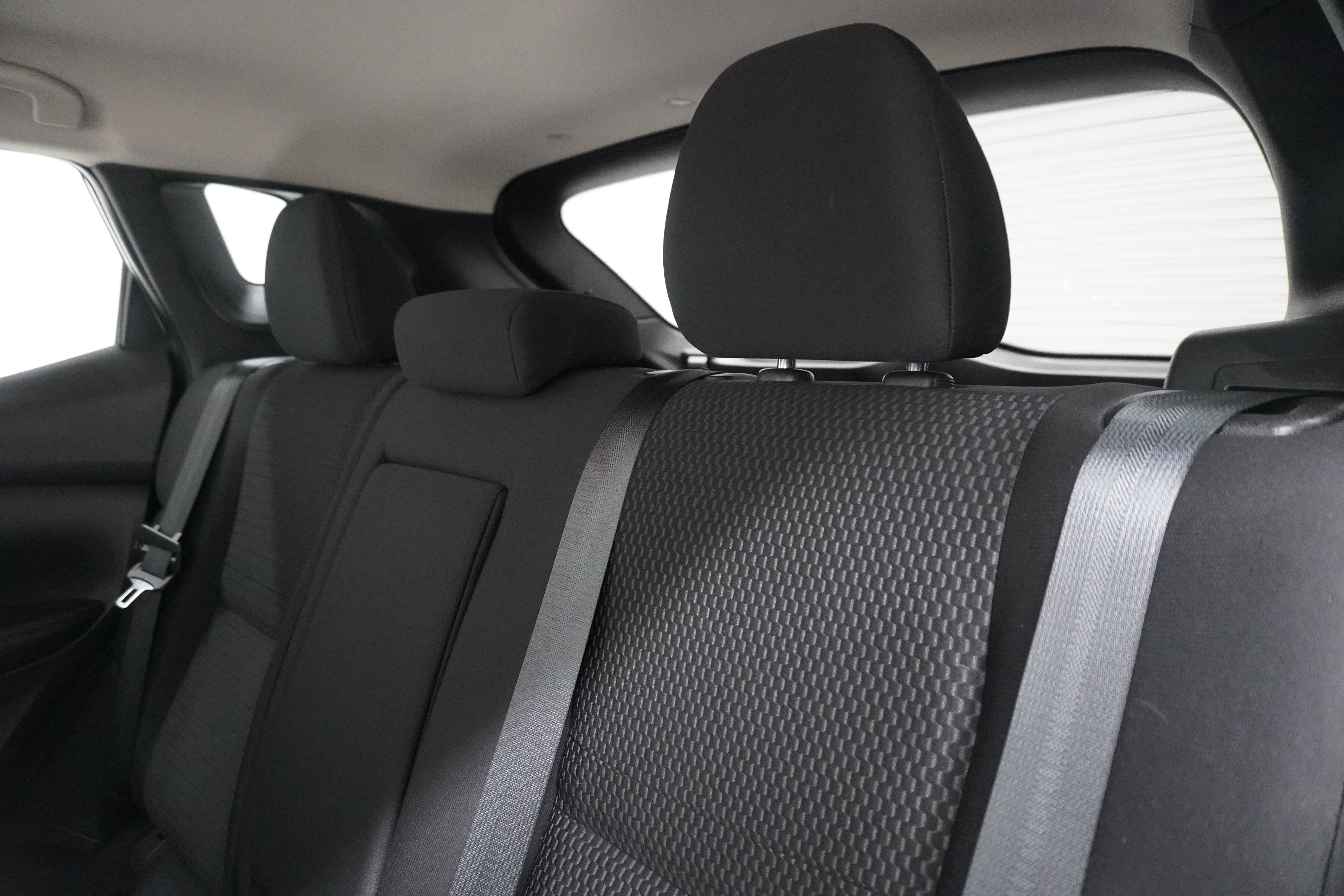 Used 2022 Nissan Rogue Sport S FWD image 13