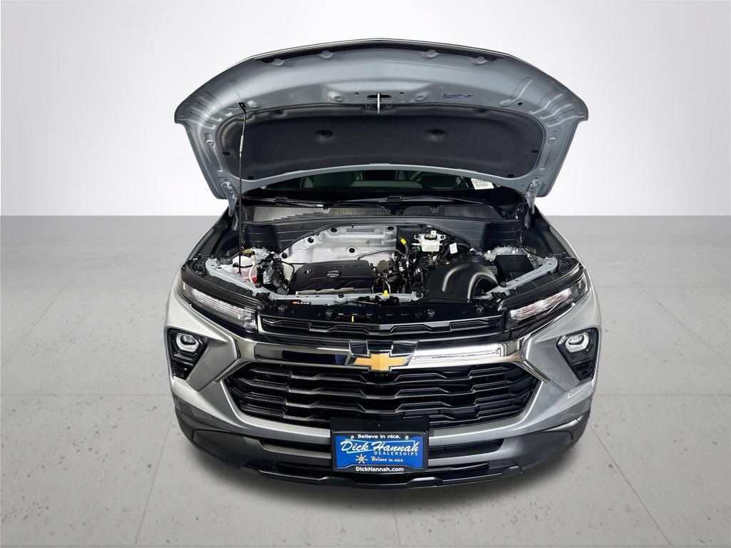 Used 2026 Chevrolet TrailBlazer LS AWD/4WD image 21