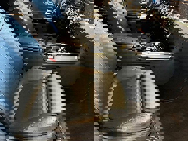 Used 2021 Mercedes-Benz GLB 250 image 22