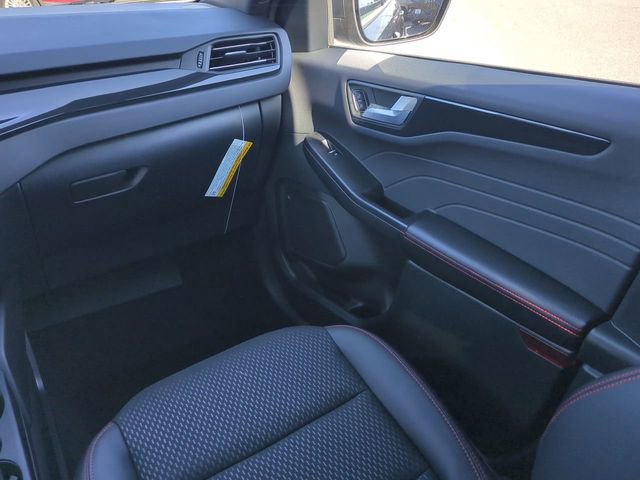 New 2026 Ford Escape ST-Line w/ Tech Pack #1 image 17