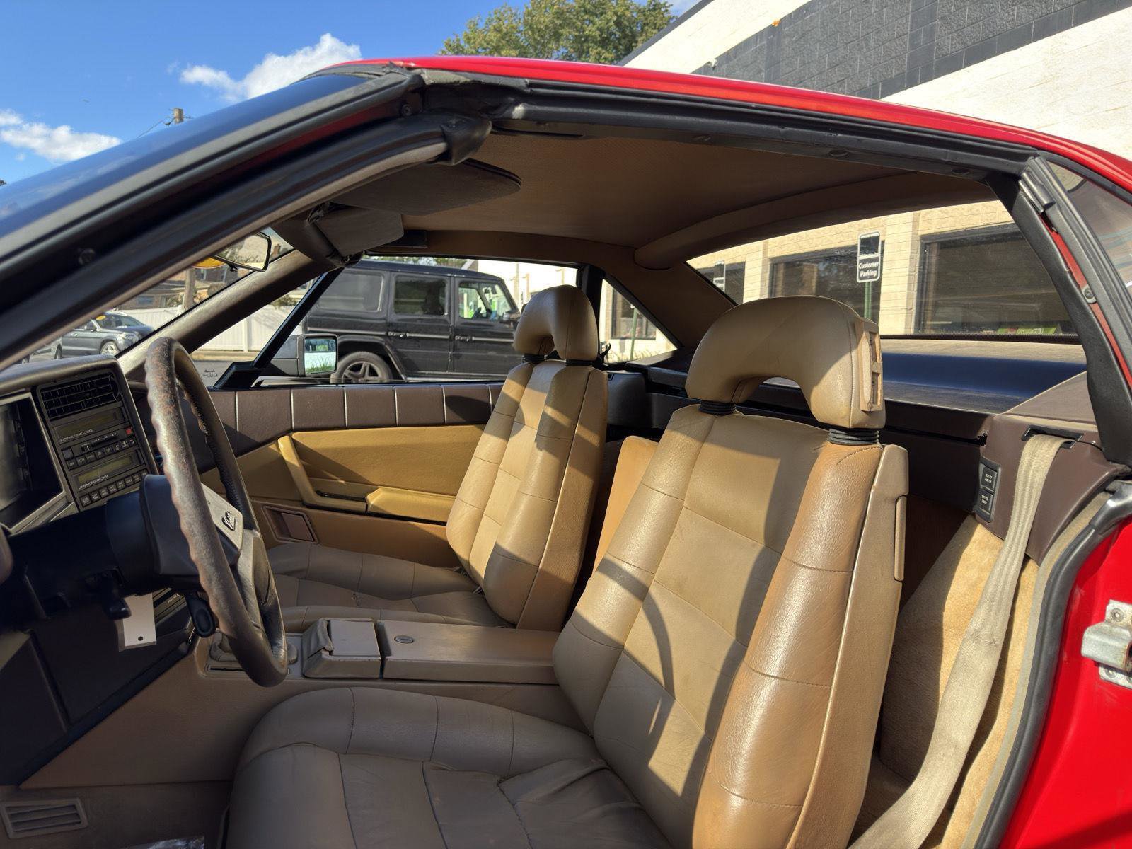 Used 1988 Cadillac Allante image 18