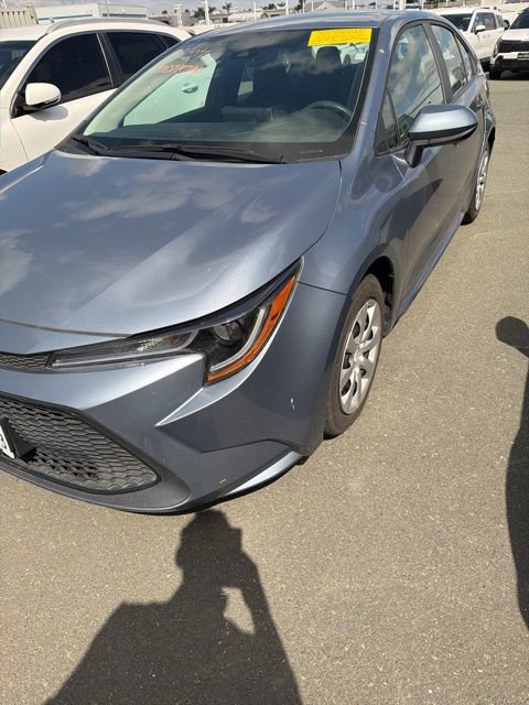 Used 2020 Toyota Corolla LE FWD image 2