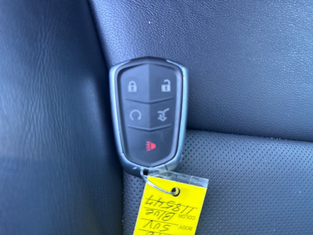 Used 2025 Cadillac XT6 Premium Luxury FWD image 43