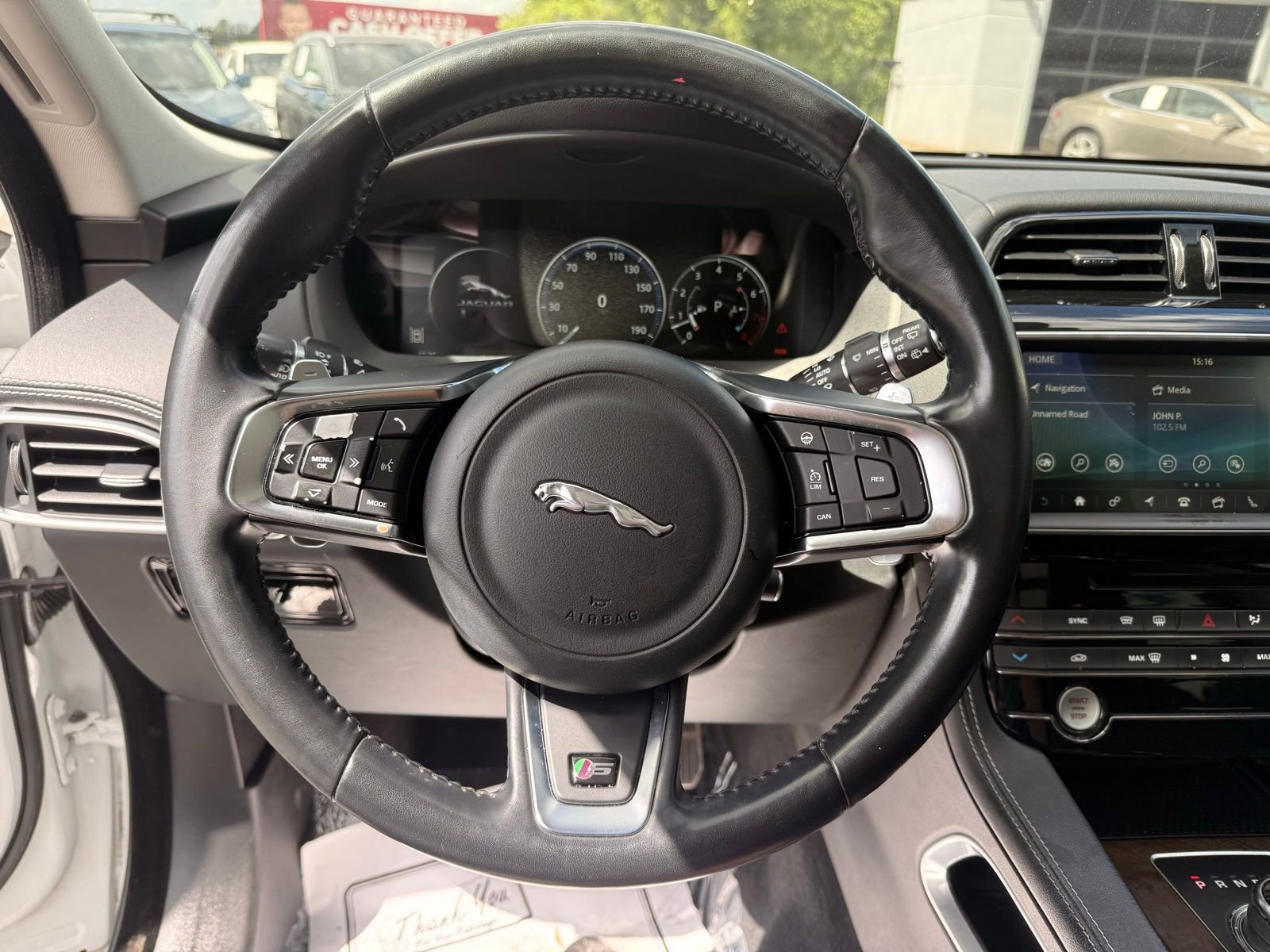 Used 2017 Jaguar F-PACE S image 18