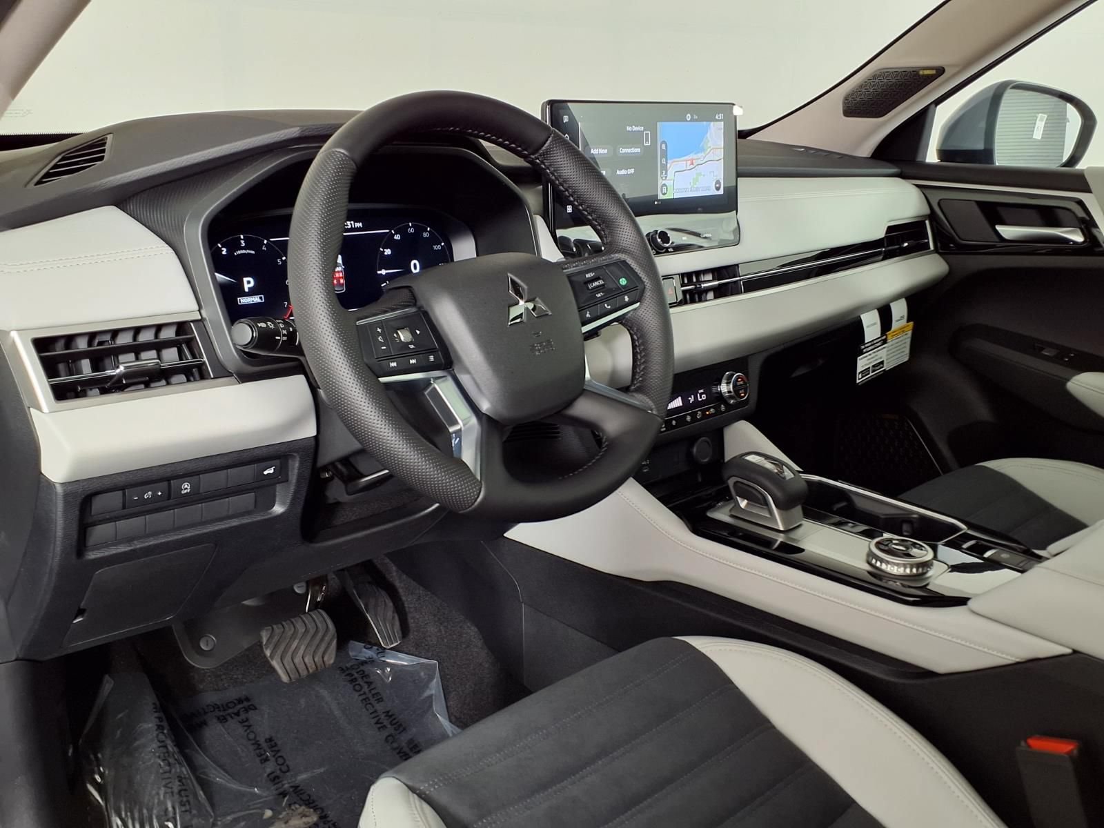 New 2026 Mitsubishi Outlander SE FWD image 15