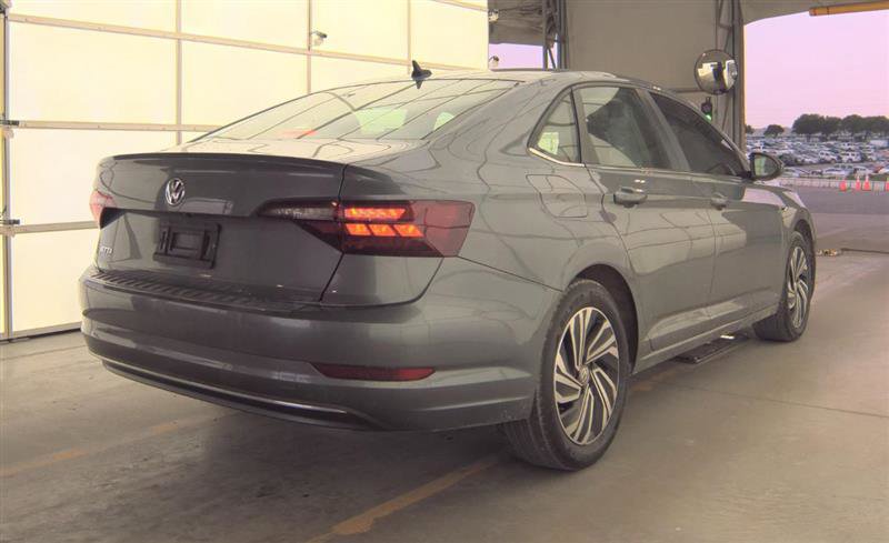 Used 2020 Volkswagen Jetta SEL FWD image 12