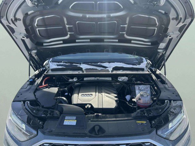 Certified 2025 Audi Q5 2.0T Premium Plus w/ Premium Plus Package image 34