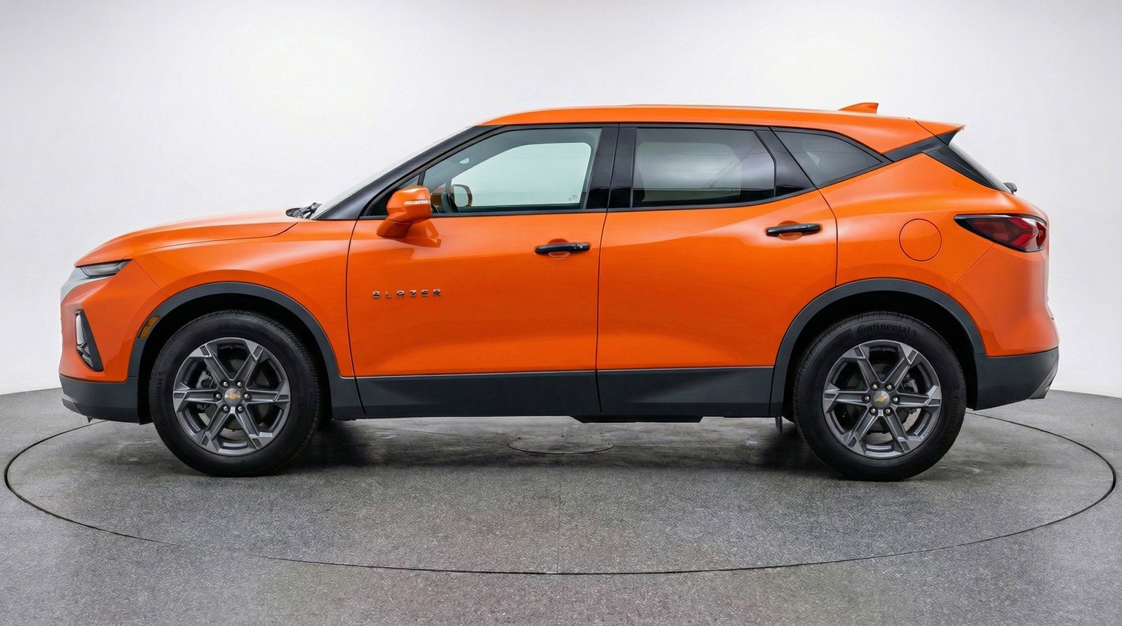 Used 2025 Chevrolet Blazer LT FWD image 5