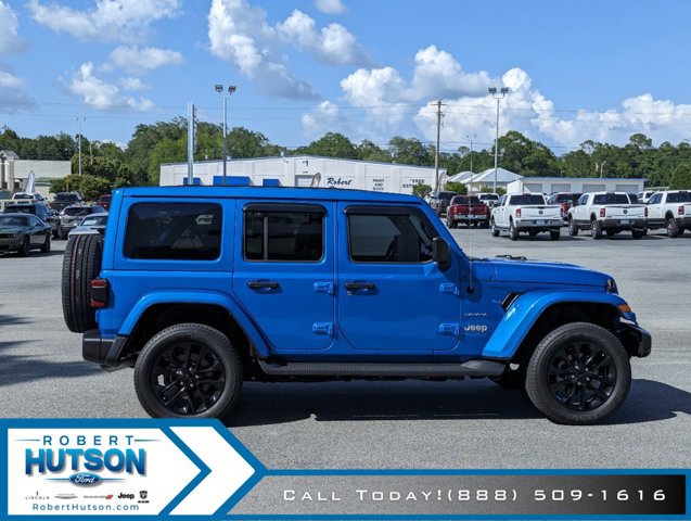 Used 2022 Jeep Wrangler Unlimited Sahara image 5