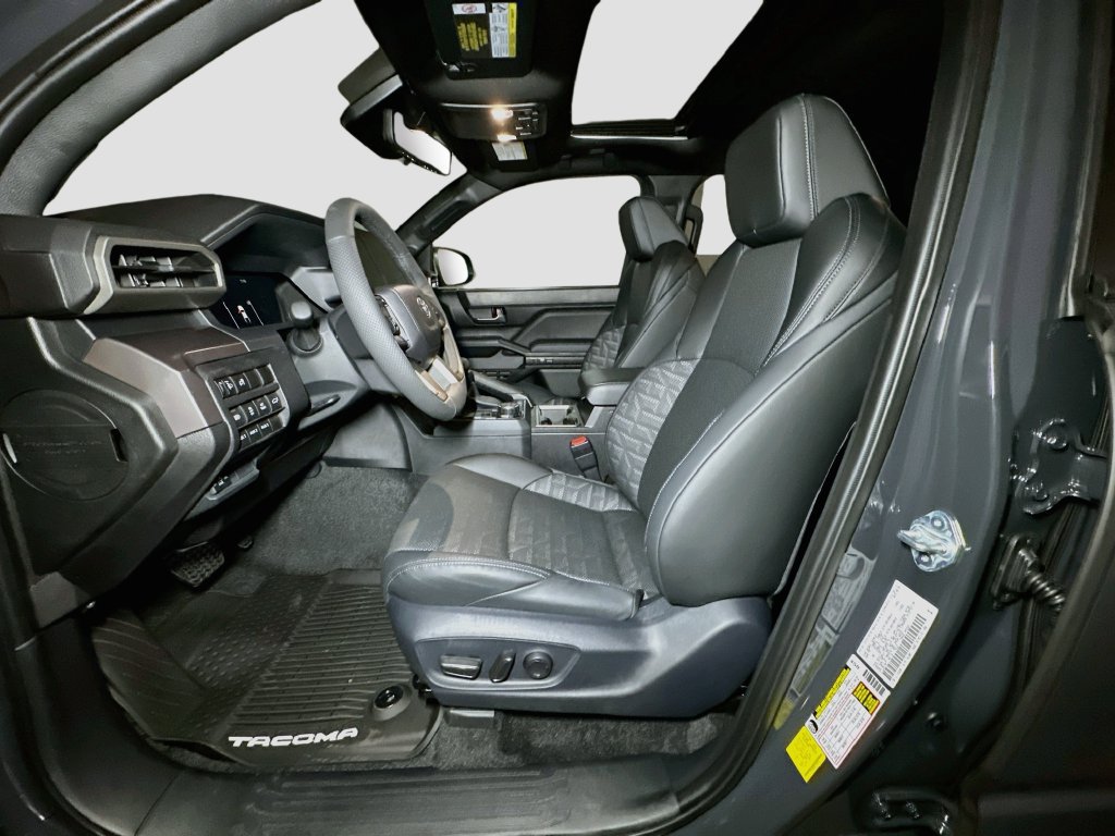 New 2026 Toyota Tacoma TRD Off-Road w/ TRD Off Road Premium Package AWD/4WD image 14