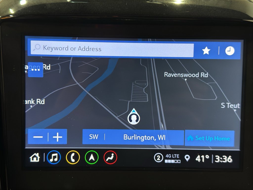 Used 2023 Chevrolet Traverse High Country image 32