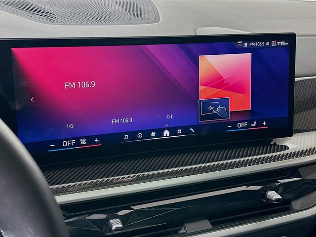 Used 2025 BMW X7 M60i w/ Executive Package image 16