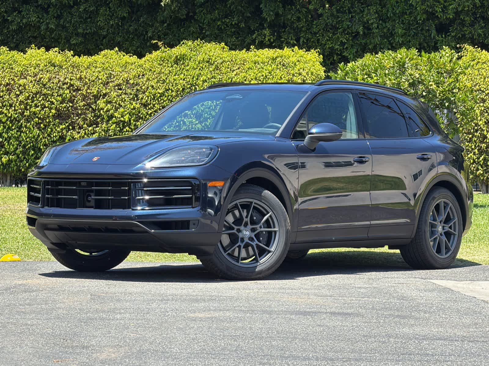 New 2026 Porsche Cayenne AWD/4WD image 1