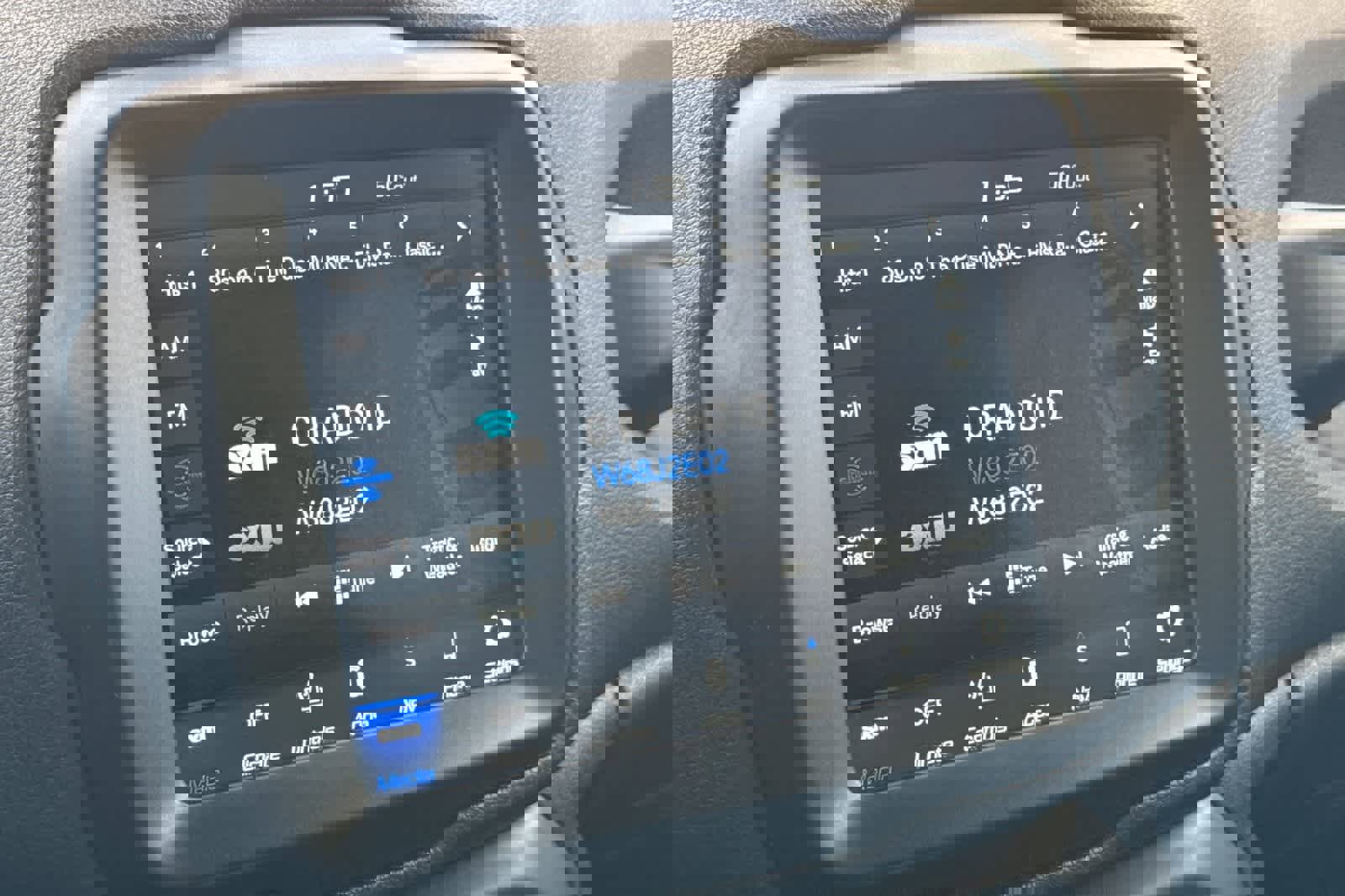 Used 2022 Jeep Renegade Latitude w/ Convenience Group image 19