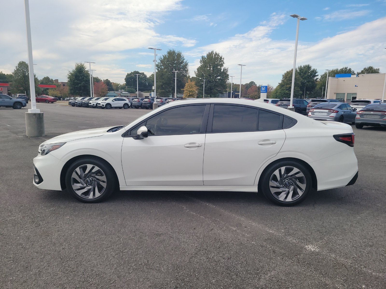 Used 2024 Subaru Legacy Limited AWD/4WD image 6