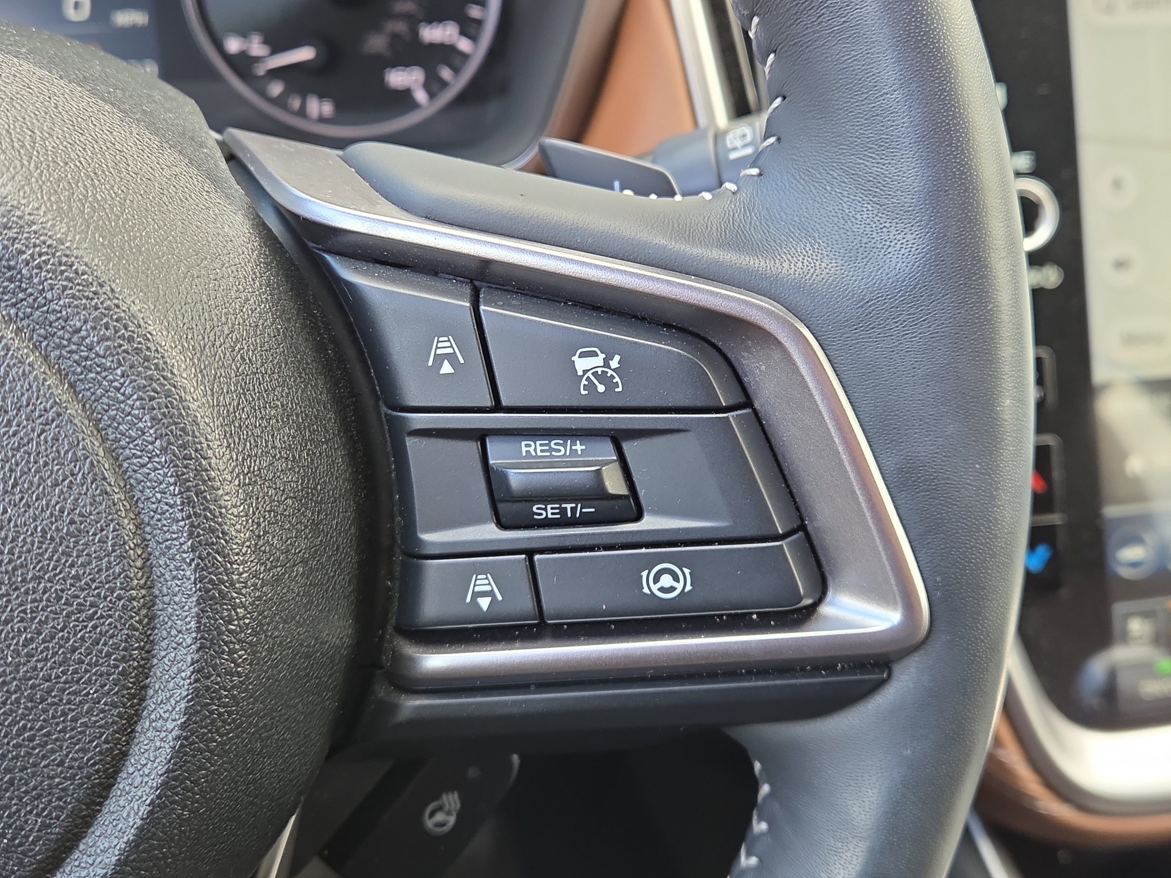 Certified 2025 Subaru Outback Touring image 21