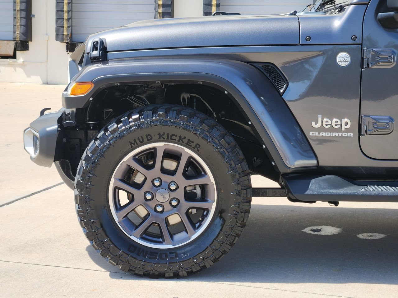 Used 2022 Jeep Gladiator Overland AWD/4WD image 7
