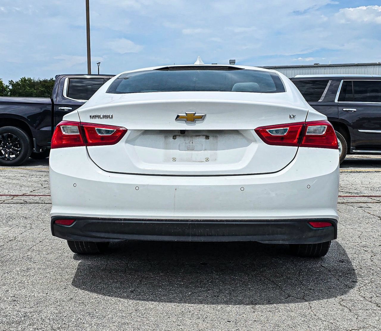 Used 2025 Chevrolet Malibu LT FWD image 5