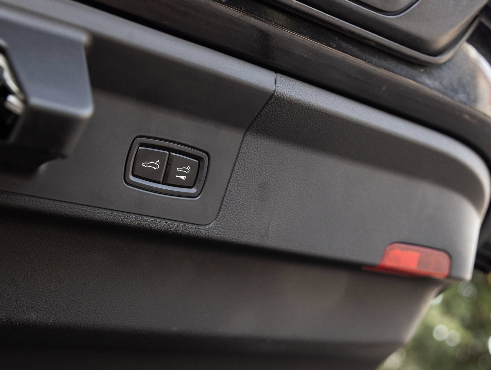Certified 2024 Porsche Panamera 4 AWD/4WD image 30
