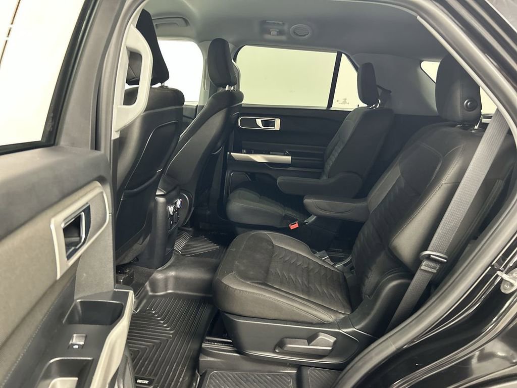 Used 2020 Ford Explorer XLT w/ Comfort Package image 19