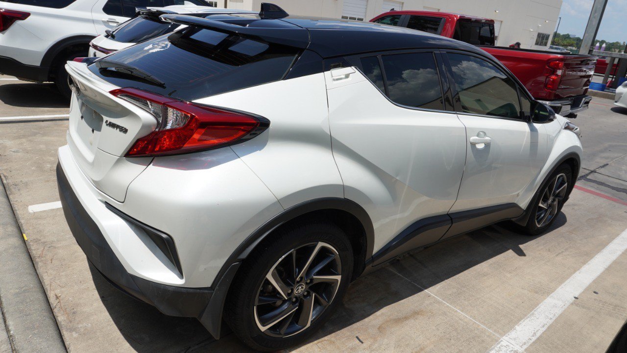 Used 2020 Toyota C-HR Limited FWD image 4
