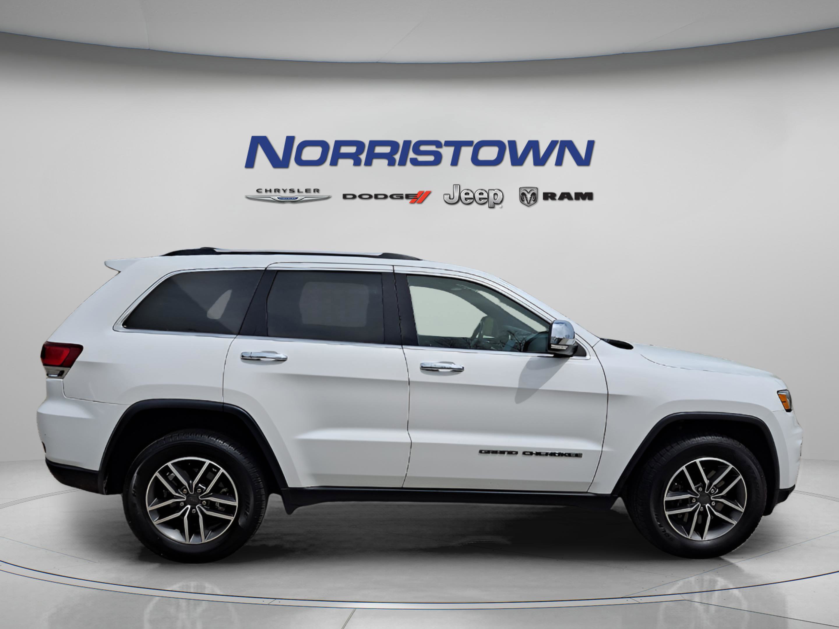 Certified 2021 Jeep Grand Cherokee Limited AWD/4WD image 7