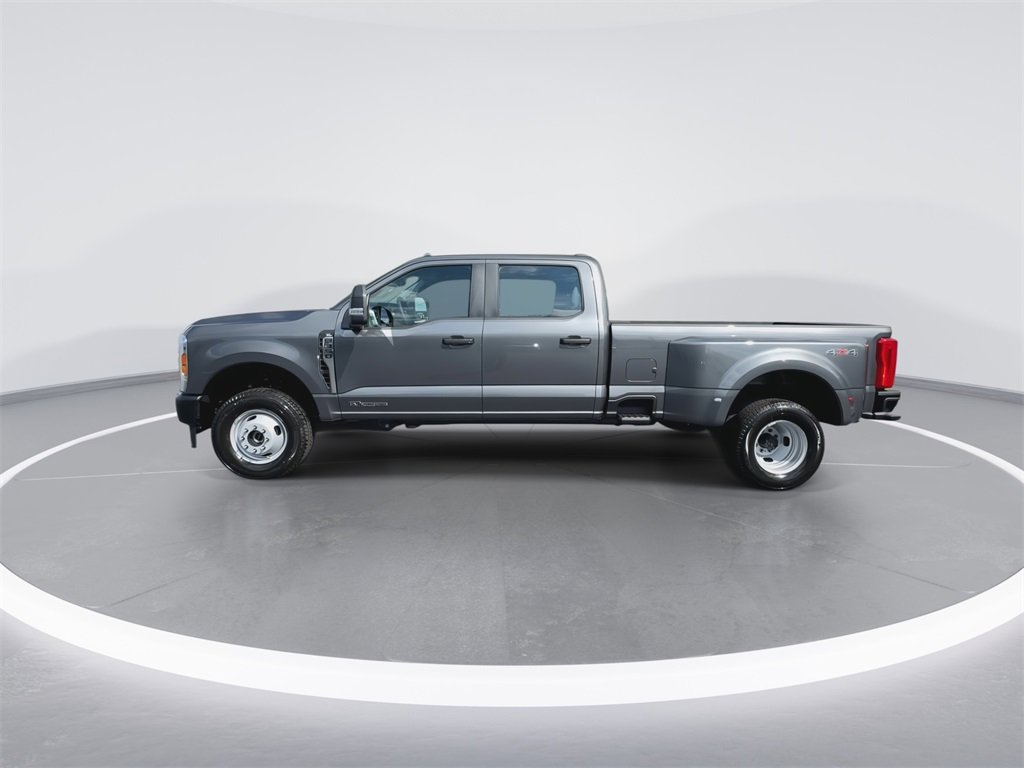 New 2026 Ford F350 XL image 5