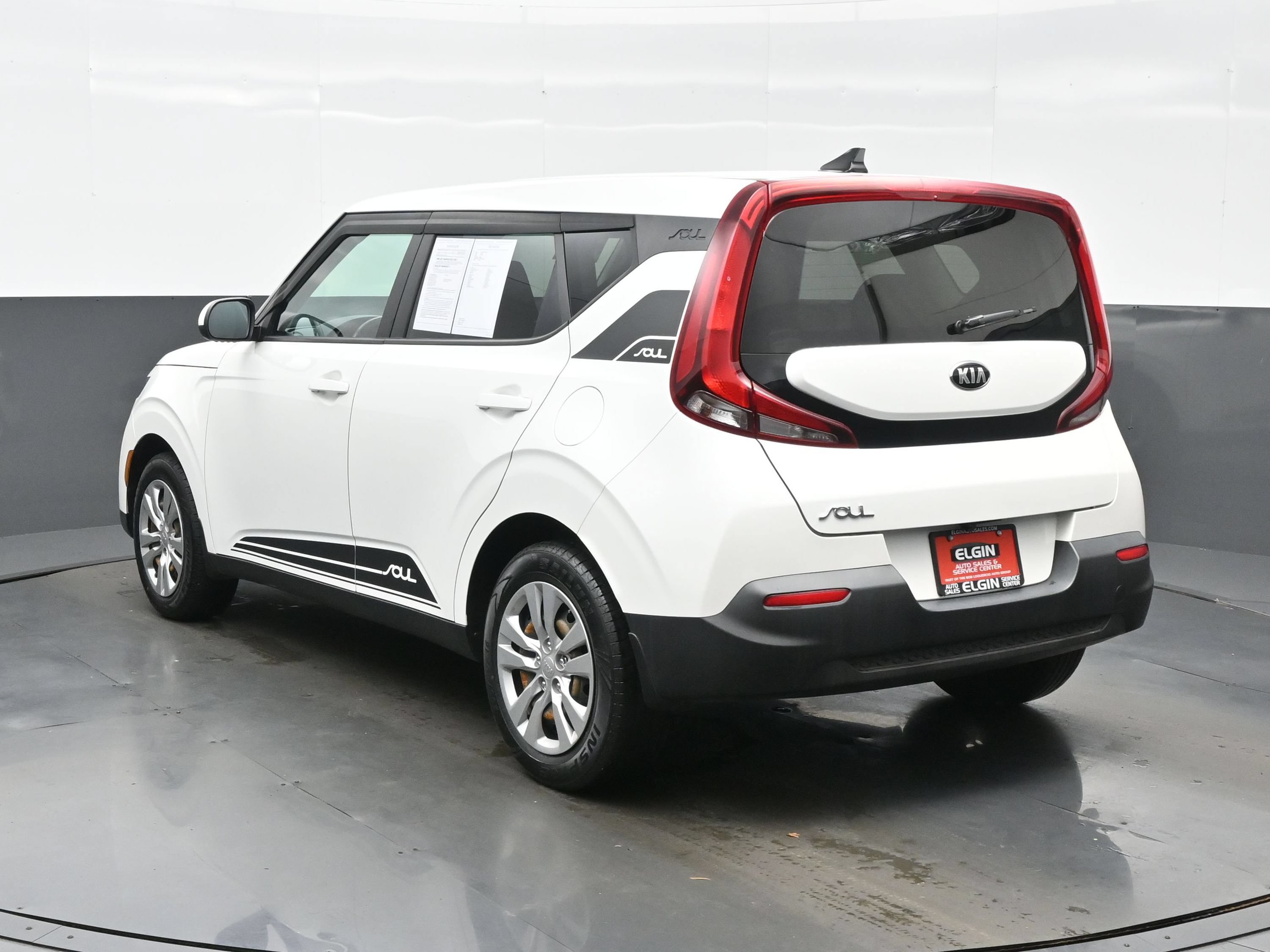 Used 2021 Kia Soul LX FWD image 4