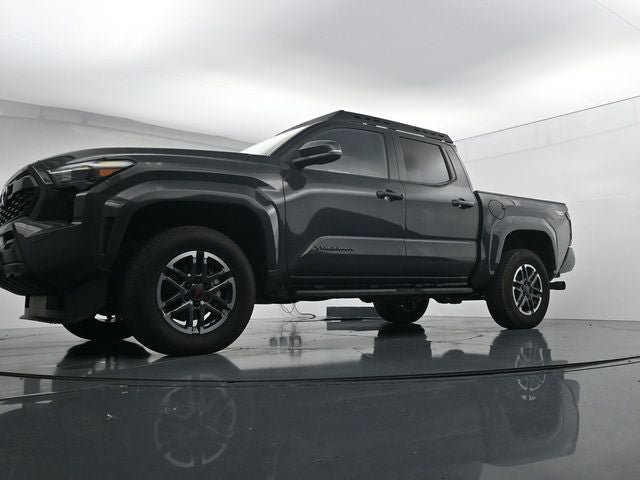 Used 2024 Toyota Tacoma TRD Sport w/ TRD Sport Upgrade Package AWD/4WD image 32