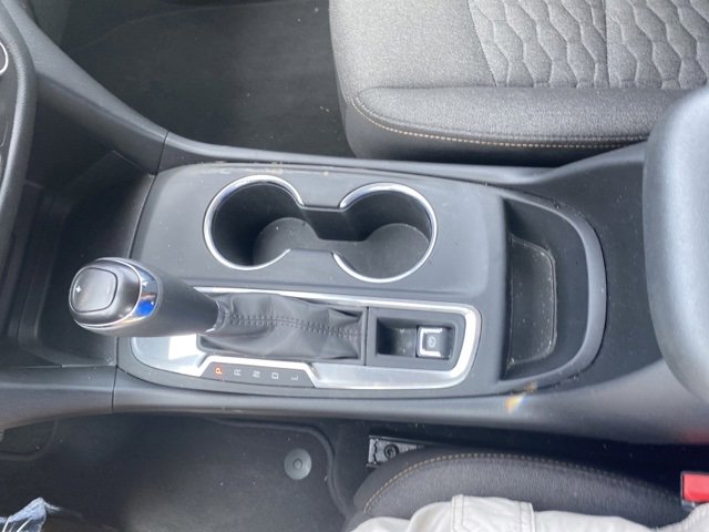 Used 2021 Chevrolet Equinox LT image 23