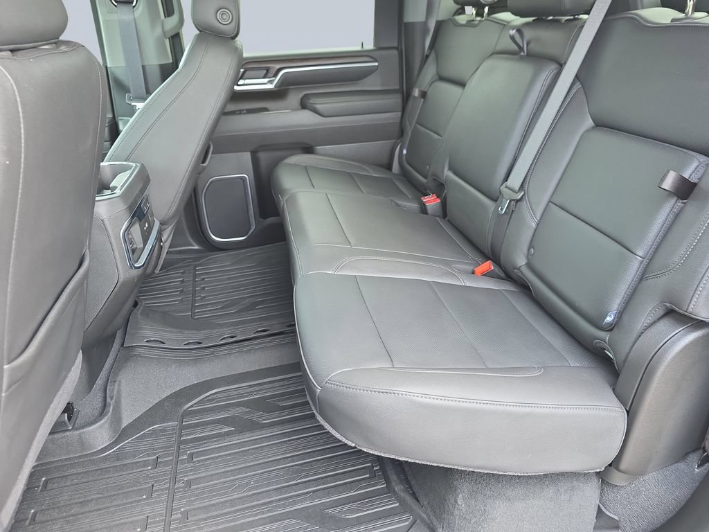 Used 2025 GMC Sierra 2500 SLT w/ SLT Premium Package AWD/4WD image 31