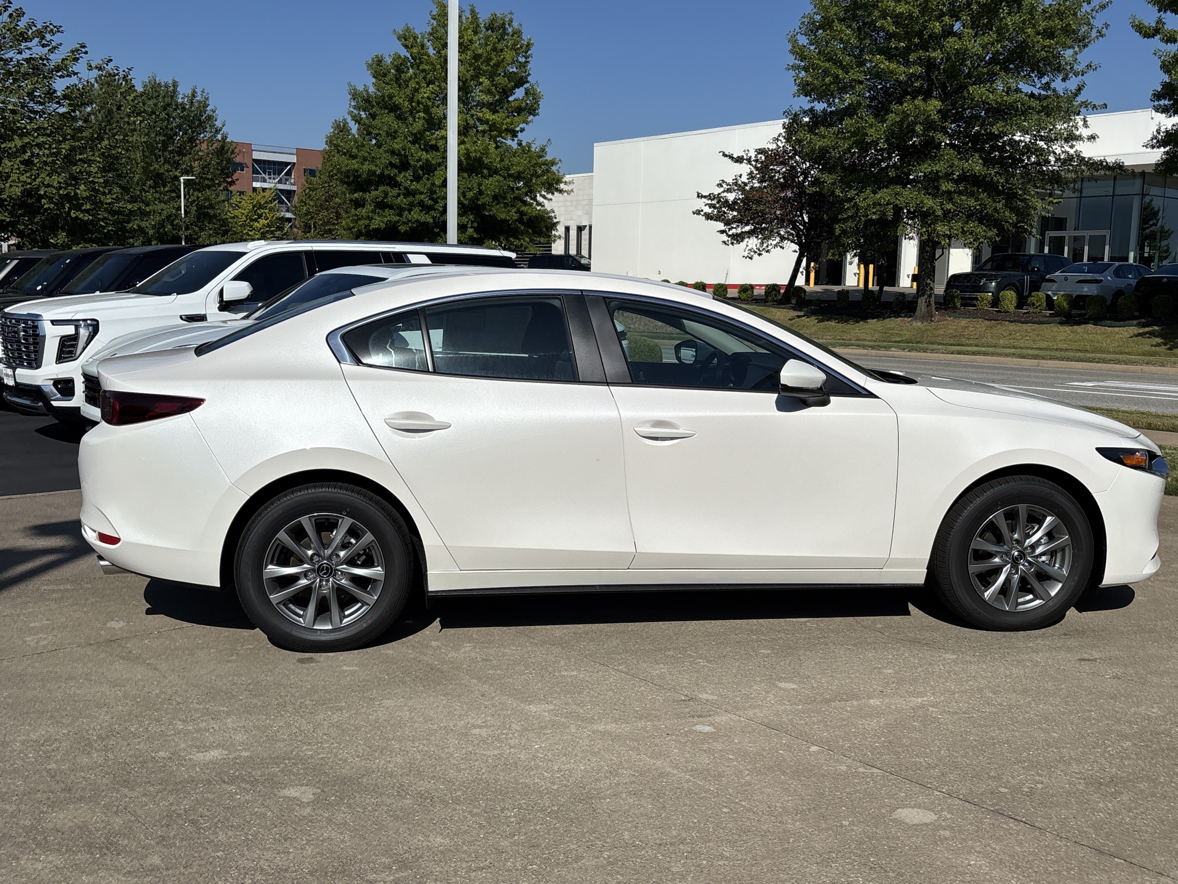 New 2026 MAZDA MAZDA3 s FWD image 2